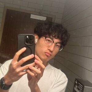 Meet your Posher, Anthony